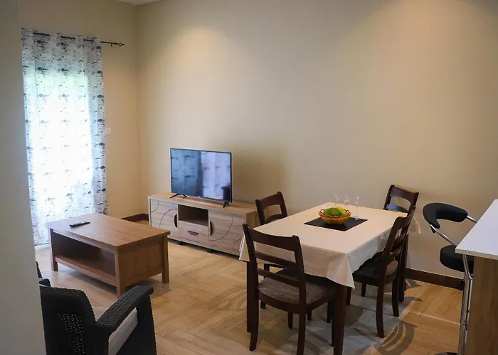 Sren Self Catering Anse Royale
