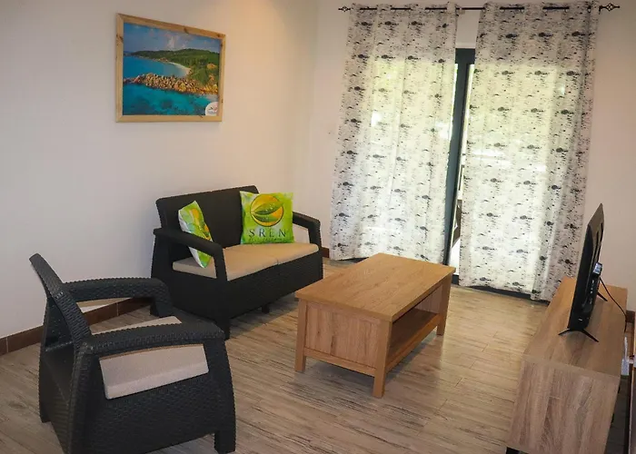 Apartament Sren Self Catering Anse Royale